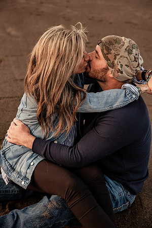 Stuart-Monique-Lincoln-City-Fogarty-creek-Oregon-Couples-Photos-2843
