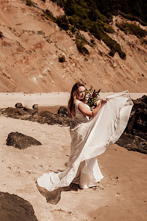 Ty-Sandy-lincoln-city-oregon-roads-end-elopement-photographer-9944