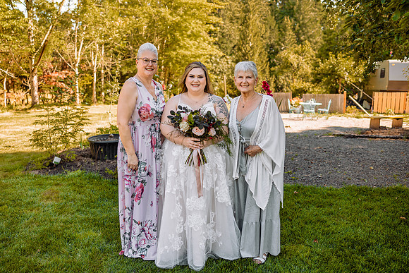 Taylor-Kim-Wedding-Lavender-Owl-Farm-Canby-Oregon-0231
