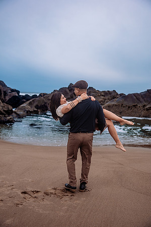 Sarah-Anniversary-Oregon-Coast-Depoe-Bay (12 of 49)