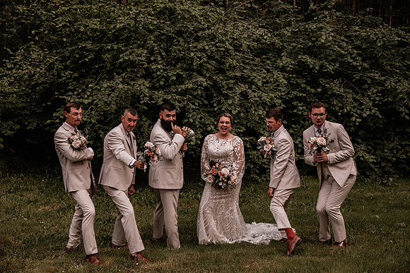 Mark-Darian-Peck-2024-Wedding-Photos-bridal party (32 of 77)