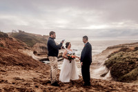 Carissa-Dustin-cape-kiwanda-oregon-elopement-photo-18