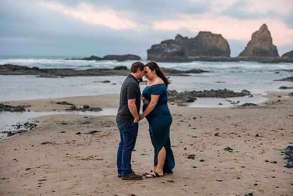 Blake-Maternity-Family-Oceanside-Beach-Oregon-2022-1329