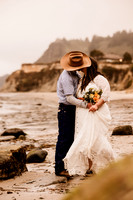 Trevyn-Ky-Otter-Crest-Devils-Punchbowl-Depoe-Bay-Oregon-Elopement-Photos-9710