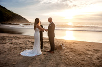 Jillian-Peter-Depoe-Bay-Oregon-Elopement-photos-7