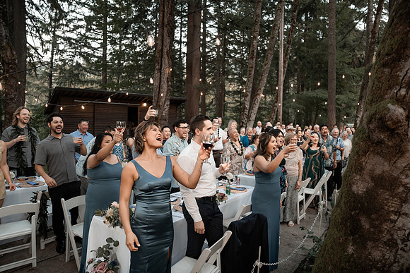 Ryan-Lynsie-Bridal-Veil-Lakes-Portland-Oregon-Weddingg-36