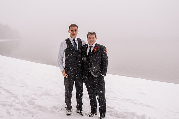 Tyler-Brittani-Lake-Priest-Idaho-Winter-Snow-Wedding-2021-03778