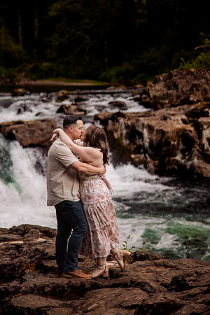 Keenan-lacey-Lucia-Falls-Washington-Engagement (6 of 53)