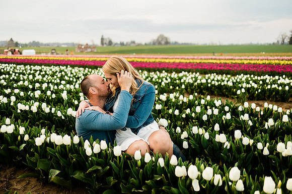 Kyle-Hannah-Wooden-Shoe-Tulip-Festival-Couples-Photos-2021-1597