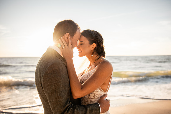 Bennett-Tamra-Sunset-Beach-House-Wedding-Saint-Peterburg-Florida-2021-2-8
