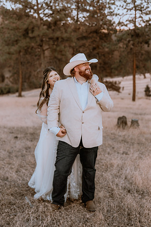DYLAN-CLAIRE-WEDDING-PORTRAITS-17