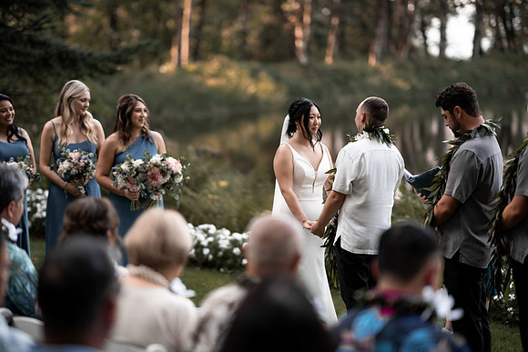 Ryan-Lynsie-Bridal-Veil-Lakes-Portland-Oregon-Weddingg-25