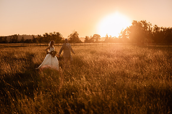 Chris-Victoria-Wedding-Photos-2022-Oregon-PORTRAITS (38)