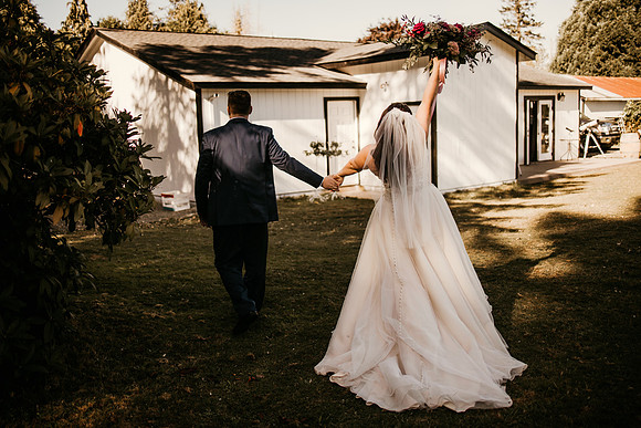Connor-Cierra-Ranier-Washington-Barn-Rustic-Wedding-Washington-Wedding-Photos-9682