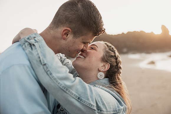 IAN-NICOLE-DEPOE-BAY-ENGAGEMENT-PHOTOS (36 of 39)