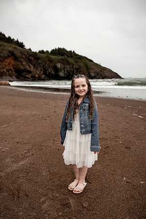 Destiny-Makala-Family-Photos-2025-Depoe-bay-Oregon (40 of 72)