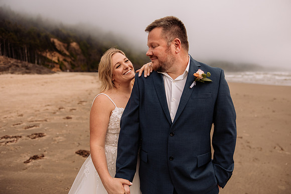 Justin-Emily-Elopement-Cape-Lookout-Tillamook-Oregon-Photos (26 of 61)