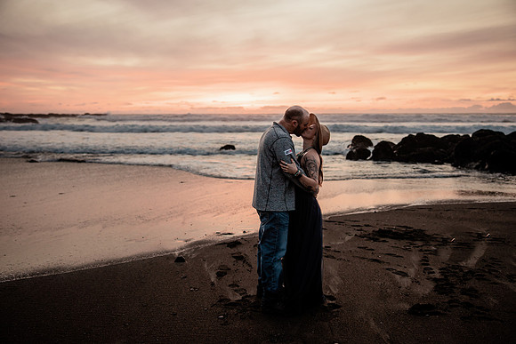 Stuart-Monique-Lincoln-City-Fogarty-creek-Oregon-Couples-Photos-3506