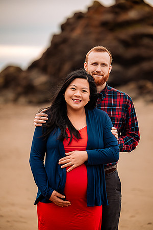 Dylan-Johanna-Fogarty-Creek-Oregon-Engagement-Maternity-Photos (9 of 49)