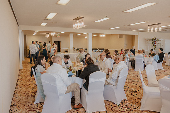 Marcus-Lori-Chinook-Winds-Seafood-Grille-Lincoln-City-Oregon-Wedding-Photos (229 of 477)