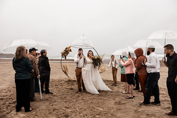 Mike-Katie-Depoe-Bay-Oregon-Elopement-Photos-0588