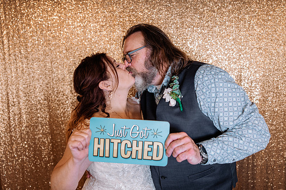 Jeff-April-Inn-Spanish-Head-Lincoln-City-oregon-Wedding-2022 (366 of 299)