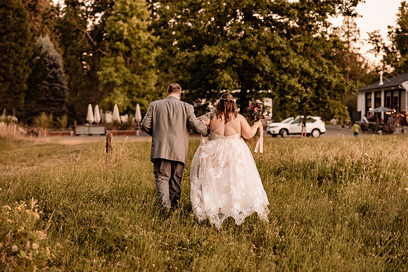 Taylor-Kim-Wedding-Lavender-Owl-Farm-Canby-Oregon (93 of 30)