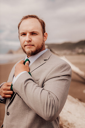 Annie-Ryan-Lincoln-city-roads-end-park-oregon-elopement-photos-39