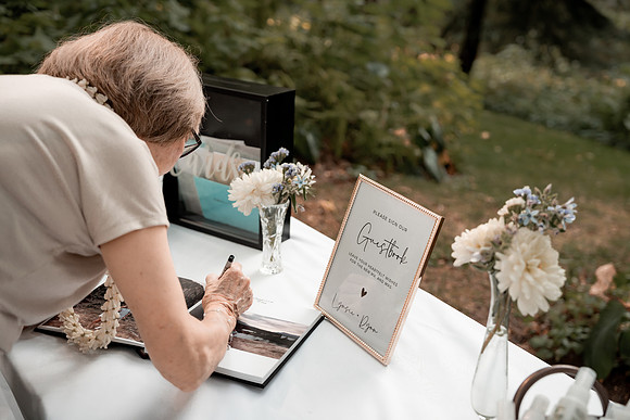 Ryan-Lynsie-Bridal-Veil-Lakes-Portland-Oregon-Weddingg-1
