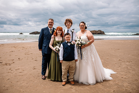 Jon-Kimberli-Chinook-Winds-Lincoln-City-Oregon-Wedding-2022 (106 of 139)