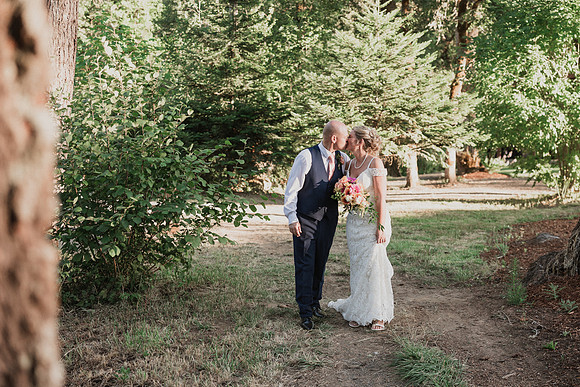 Derrick-Kenzie-Navarra-Gardens-Willamina-Oregon-Wedding-Photos (291 of 436)