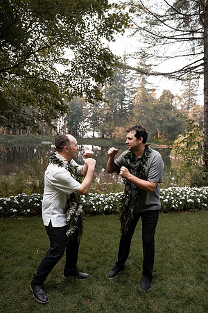 Ryan-Lynsie-Bridal-Veil-Lakes-Portland-Oregon-Weddingg-115