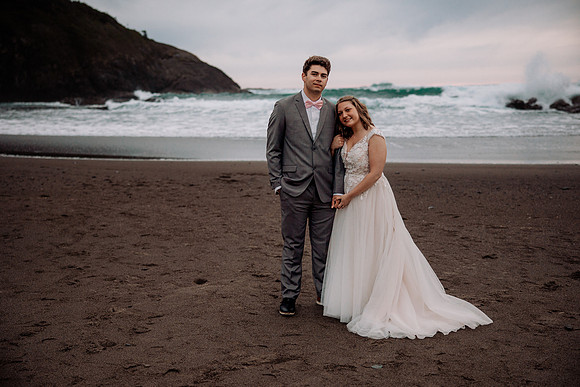 Eric-Kylee-Fishing-Rock-Elopement-Depoe-Bay-0regon-Photos-5290