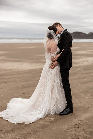 Nathan-Lacey-Newport-Oregon-Elopement-Photos-2025 (13 of 101)