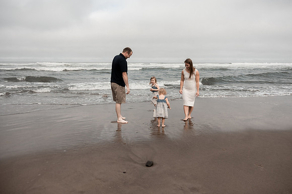 Family-Photos-2024-Lincoln-City-Oregon--38