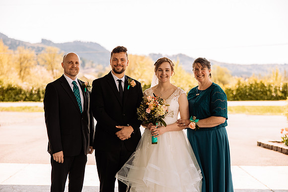 Brian-Grace-Springfield-Oregon-Church-Wedding-2022-0510