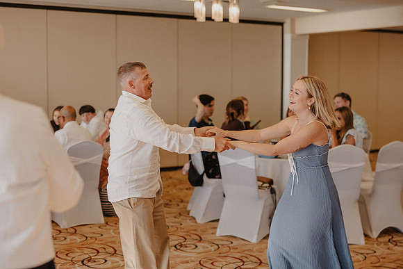 Marcus-Lori-Chinook-Winds-Seafood-Grille-Lincoln-City-Oregon-Wedding-Photos (308 of 477)