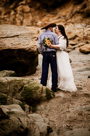 Trevyn-Ky-Otter-Crest-Devils-Punchbowl-Depoe-Bay-Oregon-Elopement-Photos-9951-2