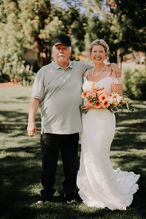 Derek-MacKenzie-Navarra-Gardens-Wedding-Oredon-Photos (13 of 40)