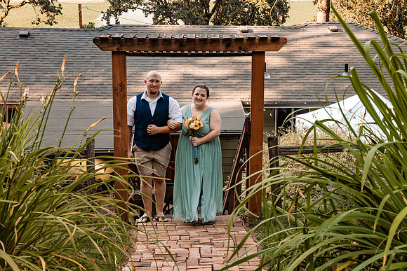 Nick-Melissa-backyard-Oregon-Wedding-2022-45