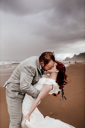 Annie-Ryan-Lincoln-city-roads-end-park-oregon-elopement-photos-200