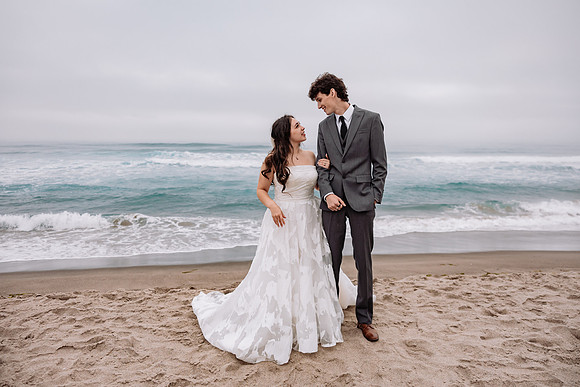 Nate-Bella-Lincoln-City-Oregon-Intimate-Beach-Wedding-Photo-39