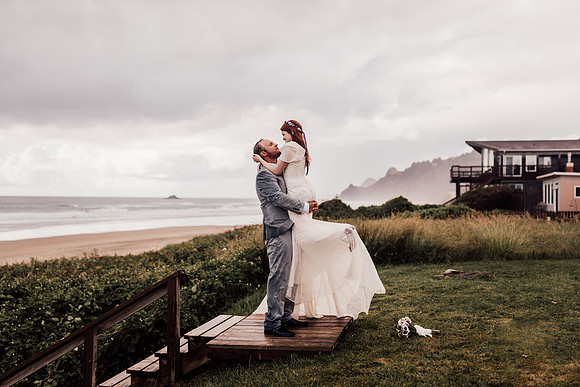 Annie-Ryan-Lincoln-city-roads-end-park-oregon-elopement-photos-263