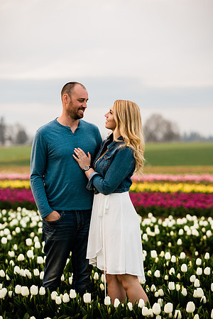 Kyle-Hannah-Wooden-Shoe-Tulip-Festival-Couples-Photos-2021-2495