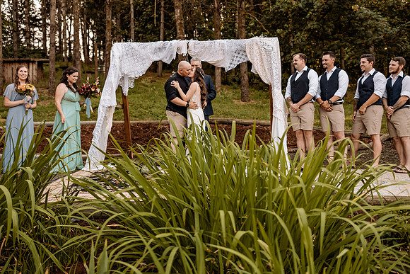 Nick-Melissa-backyard-Oregon-Wedding-2022-52
