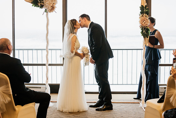 Alex-Danielle-Inn-Spanish-Head-Lincoln-City-oregon-wedding-0119