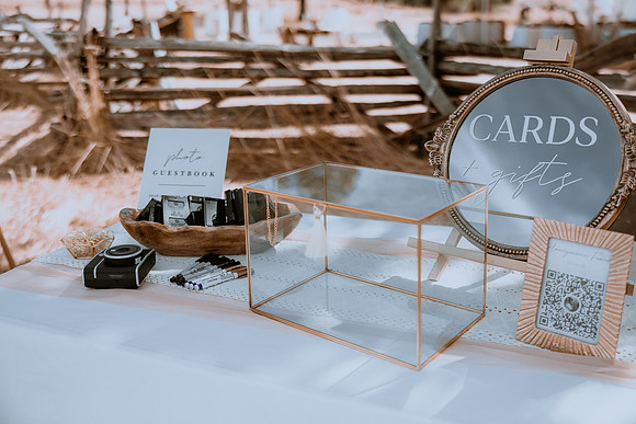 DYLAN-CLAIRE-WEDDING-DETAIL-PHOTOS-16