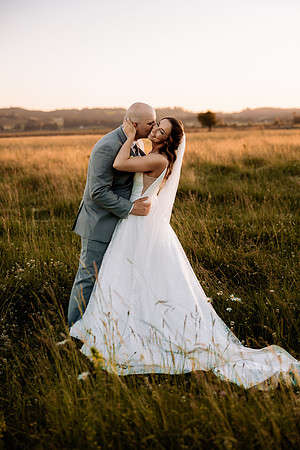 Chris-Victoria-Wedding-Photos-2022-Oregon-PORTRAITS (62)