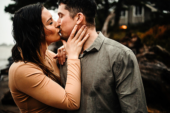 Derek-Surprise-Proposal-Engagement-Lincoln-City-Oregon-2021-Photos-9044