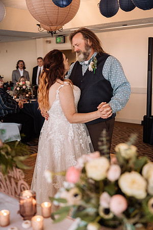 Jeff-April-Inn-Spanish-Head-Lincoln-City-oregon-Wedding-2022 (218 of 299)